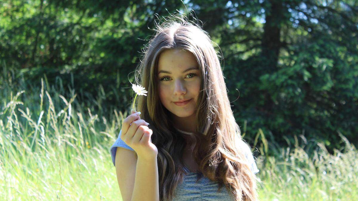 Hannah Lindemeier, 16 of Kent, was killed in a crash in Tacoma in December 2020.