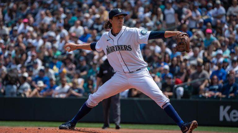 Seattle Mariners lose second game in series to Houston Astros.