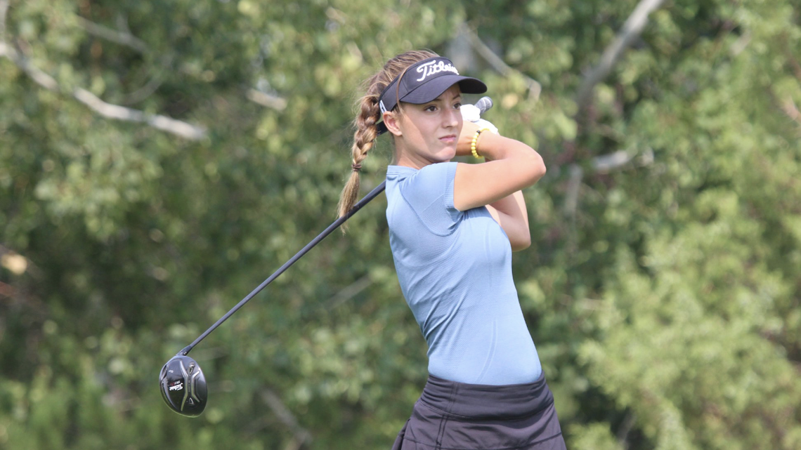Calm, competitive Tumwater freshman is a district golf champ. Now she’s aiming for a state title