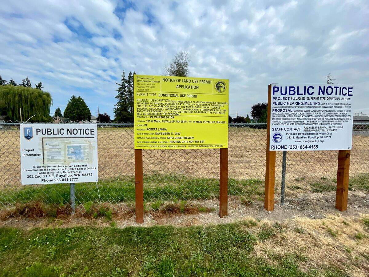 The Puyallup School District plans to close a section of a road near Puyallup High School. The closure is part of the school district’s one-year pilot program.