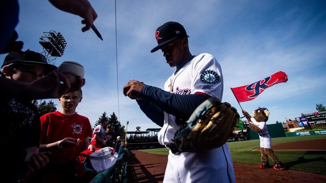 ‘Going down to Tacoma gave me some mental clarity.’ Smith back with Mariners after Triple-A stint