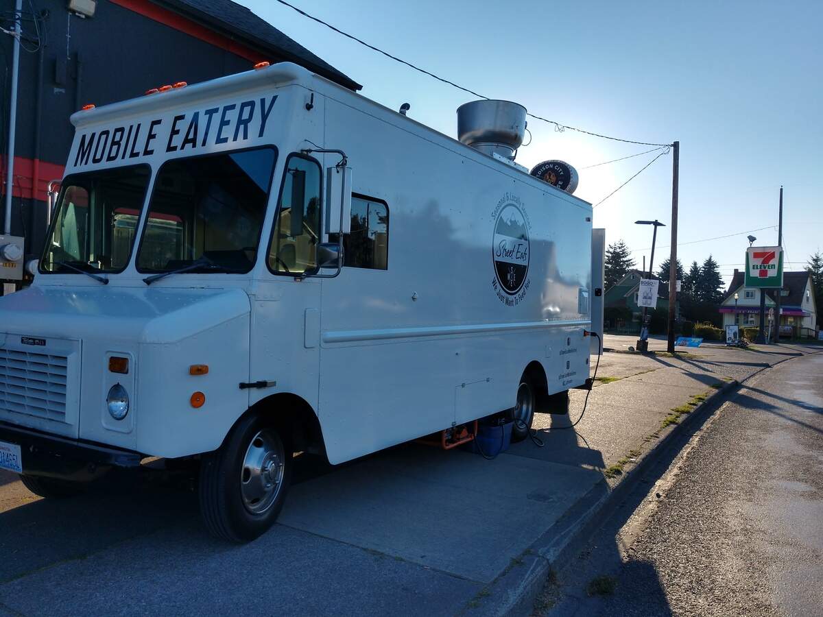 Street Eats Mobile Eatery.