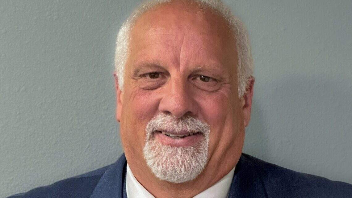 Sumner council member, former Pierce County firefighter dies. ‘He was Sumner.’