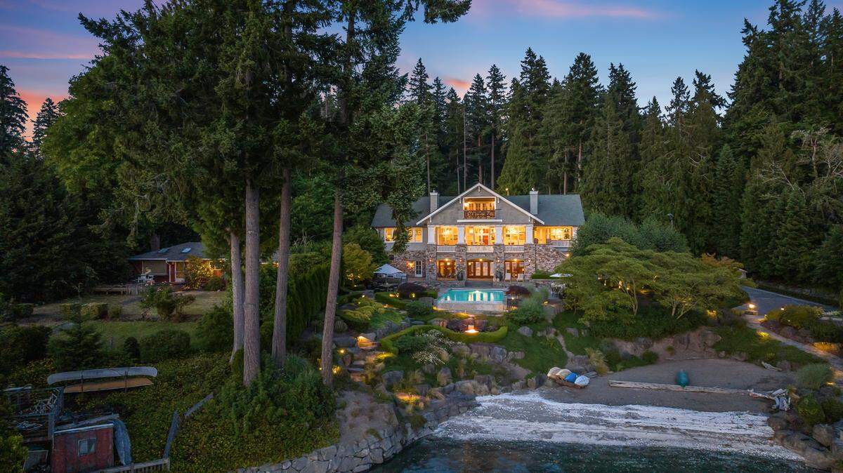 This $8.9 million home near Gig Harbor was built with entertainment in mind.