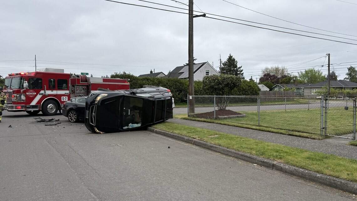 One sent to hospital after two-car crash at busy Tacoma intersection