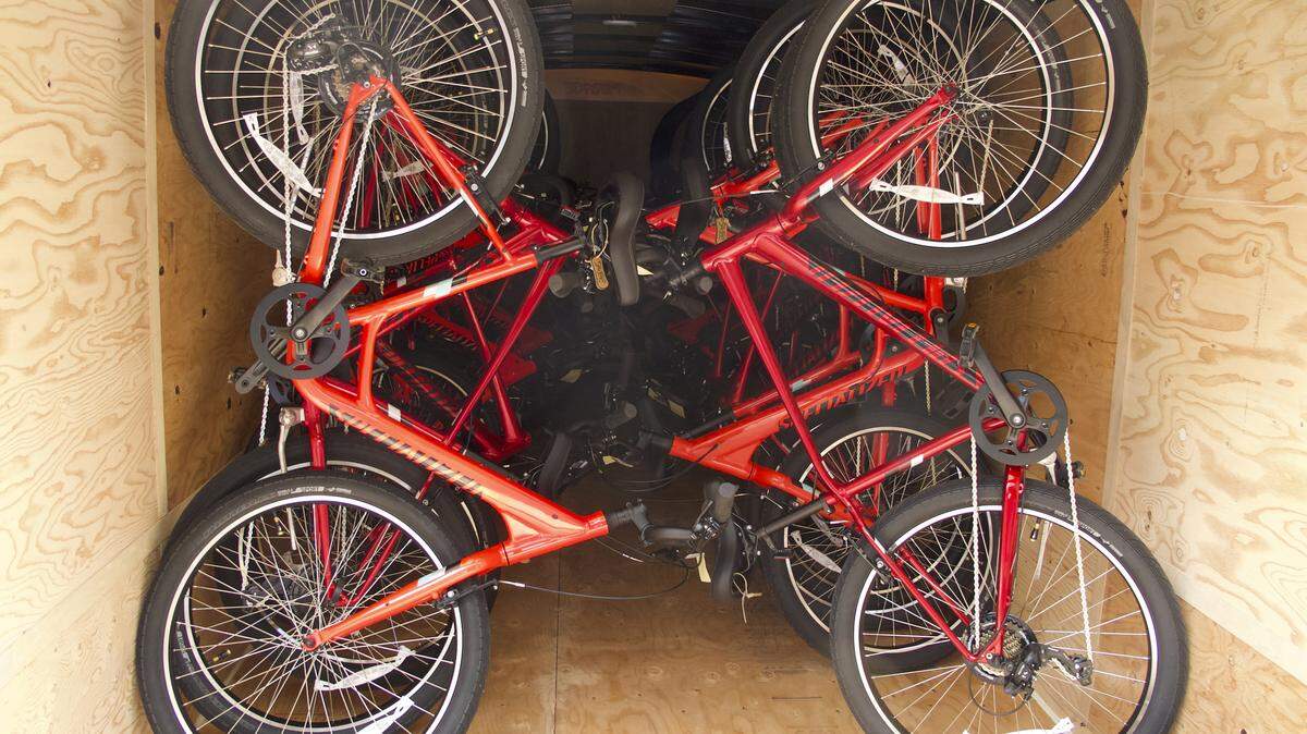 This trailer with 20 bicycles inside it was stolen from Bethel Middle School in Spanaway over the weekend, the school district announced Tuesday. Anyone with information about the whereabouts of the trailer or its contents is asked to contact the Pierce County Sheriff's Department.