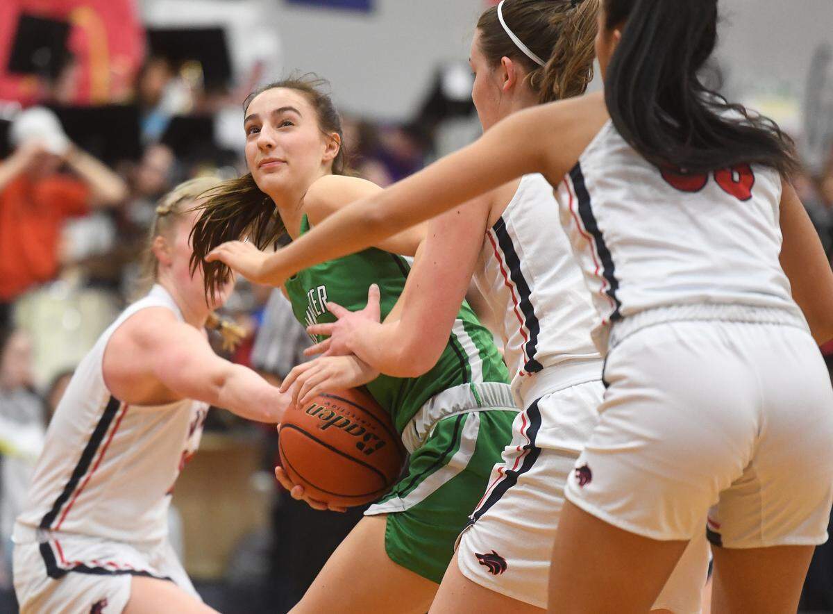 Tumwater’s Natalie Sumrok fights to get to the hoop during the first quarter. Black Hills played Tumwater in a basketball game at Black Hills High School in Olympia, Wash., on Friday, Jan. 24, 2020.