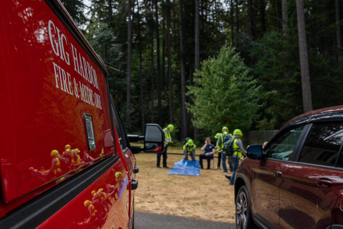 On Saturday Aug. 13, 2022 the first Gig Harbor C.E.R.T. class completed their certification in Gig Harbor after handling a simulated emergency. The mock scenario was an earthquake with a lot of simulated injuries.