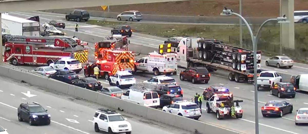 A multiple vehicle collision on I5 in Tacoma shut down all northbound lanes, the Washington State Department of Transportation said. Drivers should avoid South 38th Street to avoid traffic delays.