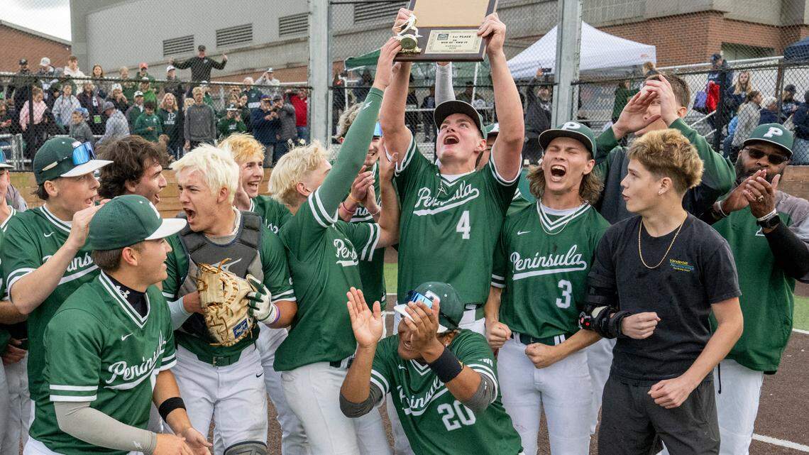 Peninsula knocks off top-seeded rival Gig Harbor, wins 3A District 3/4 baseball title