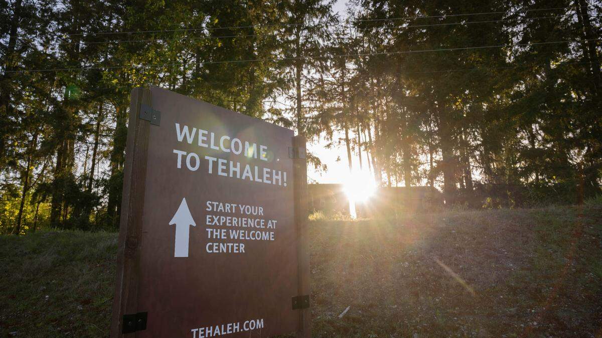 Tehaleh signs are seen along 198th Avenue E. on April 23, 2024, near Bonney Lake.