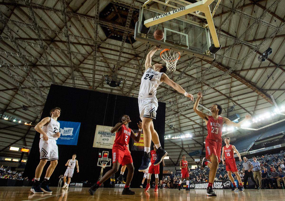 Kelso’s Shaw Anderson puts up a lay-up in the fourth quarter. Wilson played Kelso in a basketball game during the Hardwood Classic basketball tournament at the Tacoma Dome in Tacoma, Wash., on Wednesday, Feb. 27, 2019.