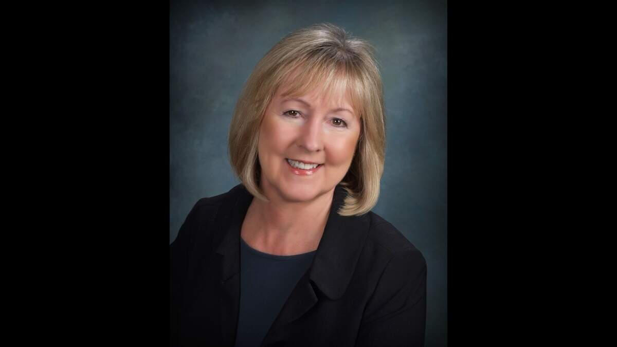 Deanna Keller is running for Port of Tacoma Pos. 3.