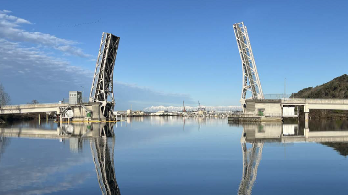 ‘Technical malfunction’ cuts Tacoma bridge off to vehicles yet again