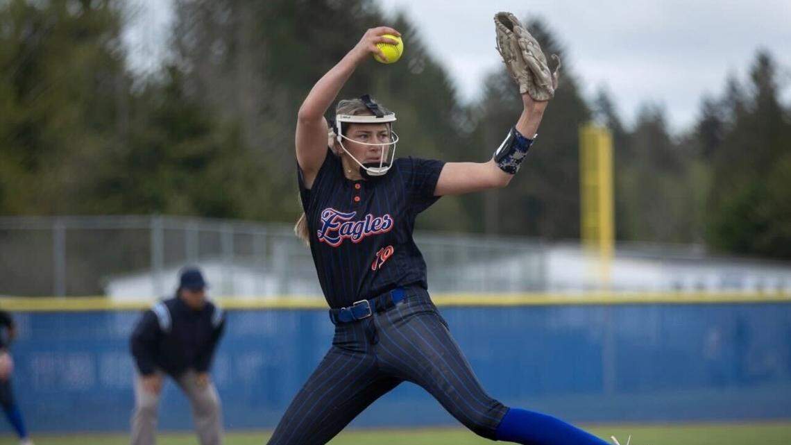 ‘Ace of the staff’: G-K’s Brooklyn Pettit guides Eagles to district’s top seed