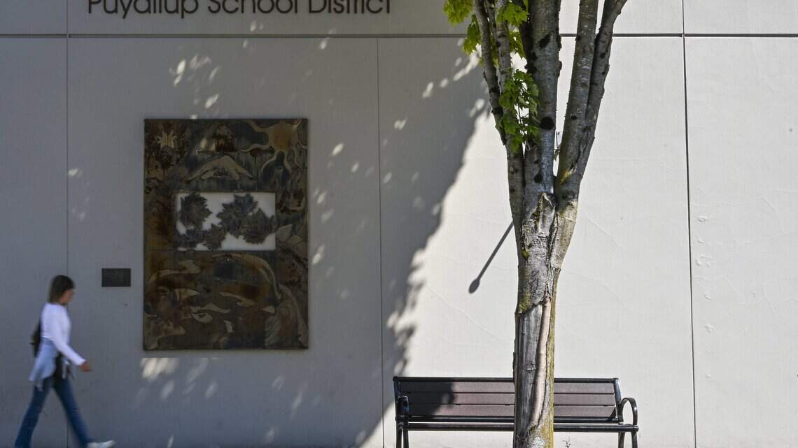 Concerns over class sizes at Puyallup schools prompt board to ask for numbers