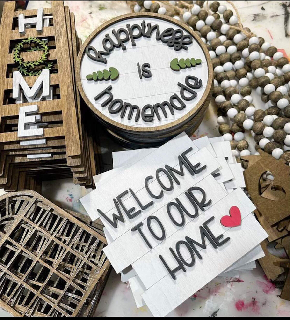 Home decor from Willow’s Vintage.