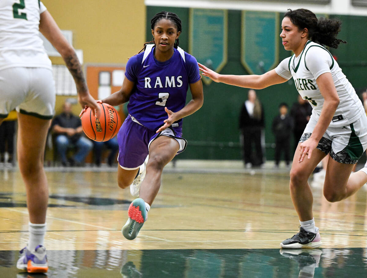 North Thurston’s Soraya Ogaldez (3) drives into the paint against Timberline during the girls basketball game at Timberline High School, on Wednesday, Jan. 10, 2024, in Lacey, Washington.