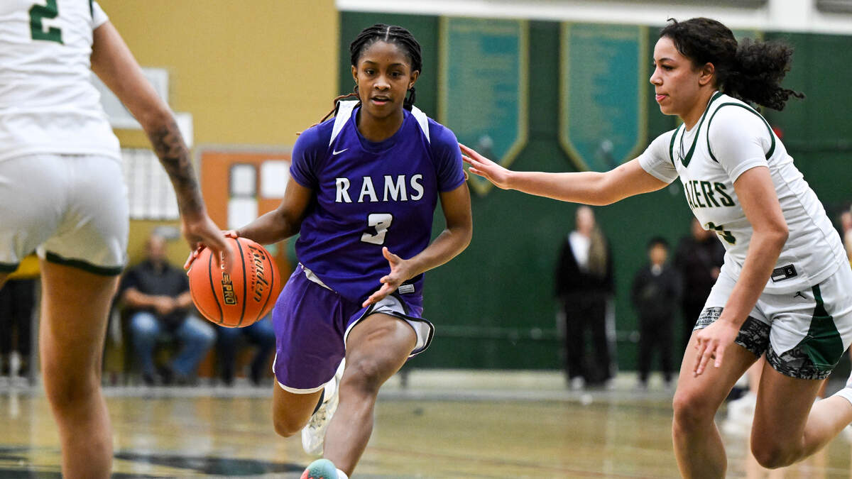 North Thurston’s Soraya Ogaldez (3) drives into the paint against Timberline during the girls basketball game at Timberline High School, on Wednesday, Jan. 10, 2024, in Lacey, Washington.
