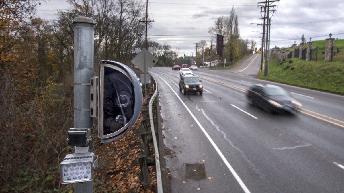 A new speed camera has replaced the old one on East Bay Street near River Road in Tacoma, Nov. 22, 2018.