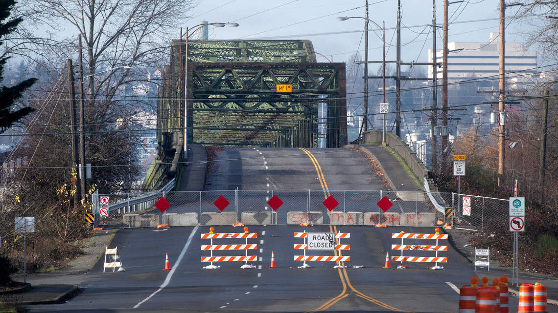 Bridge that connects Tacoma and Fife to remain closed until 2033
