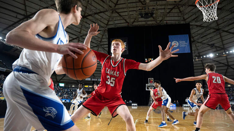 PHOTOS: Curtis moves on to state semifinal with win over Camas, 73-46