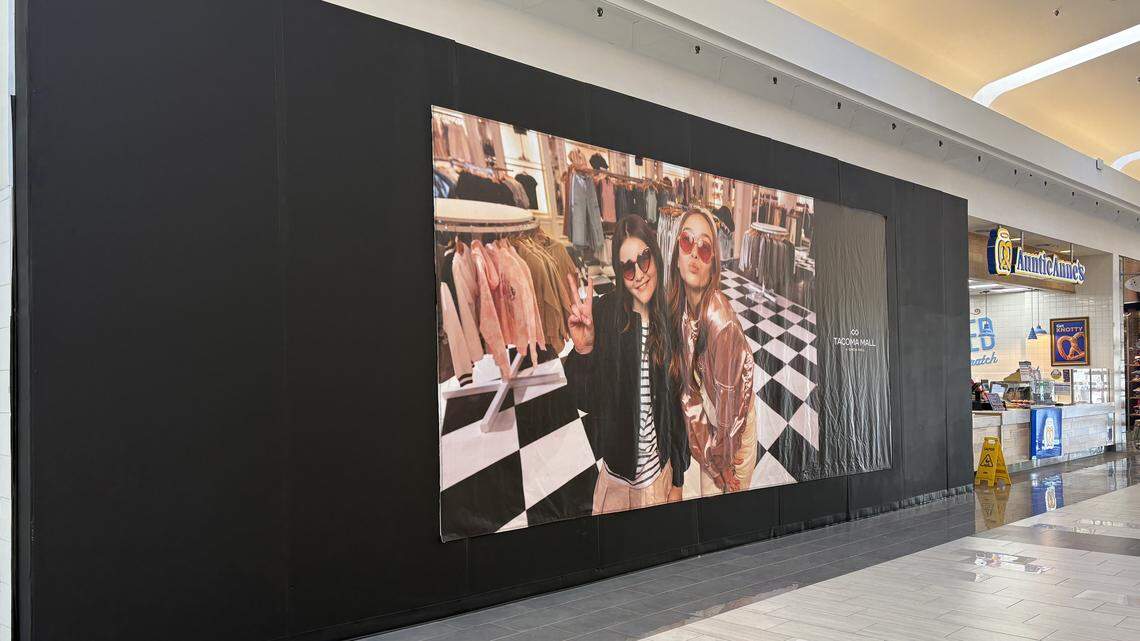 Another blow to nostalgia as iconic drink purveyor shutters Tacoma Mall location