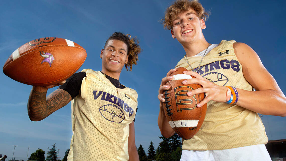 3 takeaways: Puyallup dominates on both sides of ball in 42-7 rout of Bellarmine Prep