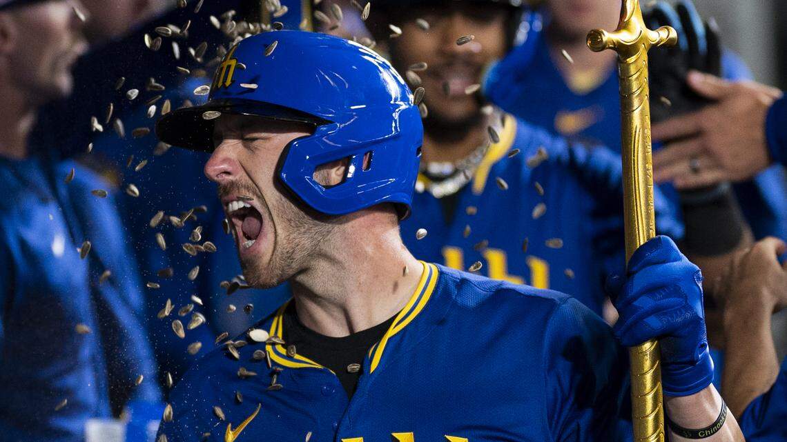 Evidence? Stats? Nah — Mariners spring training is still the season of dumb hope