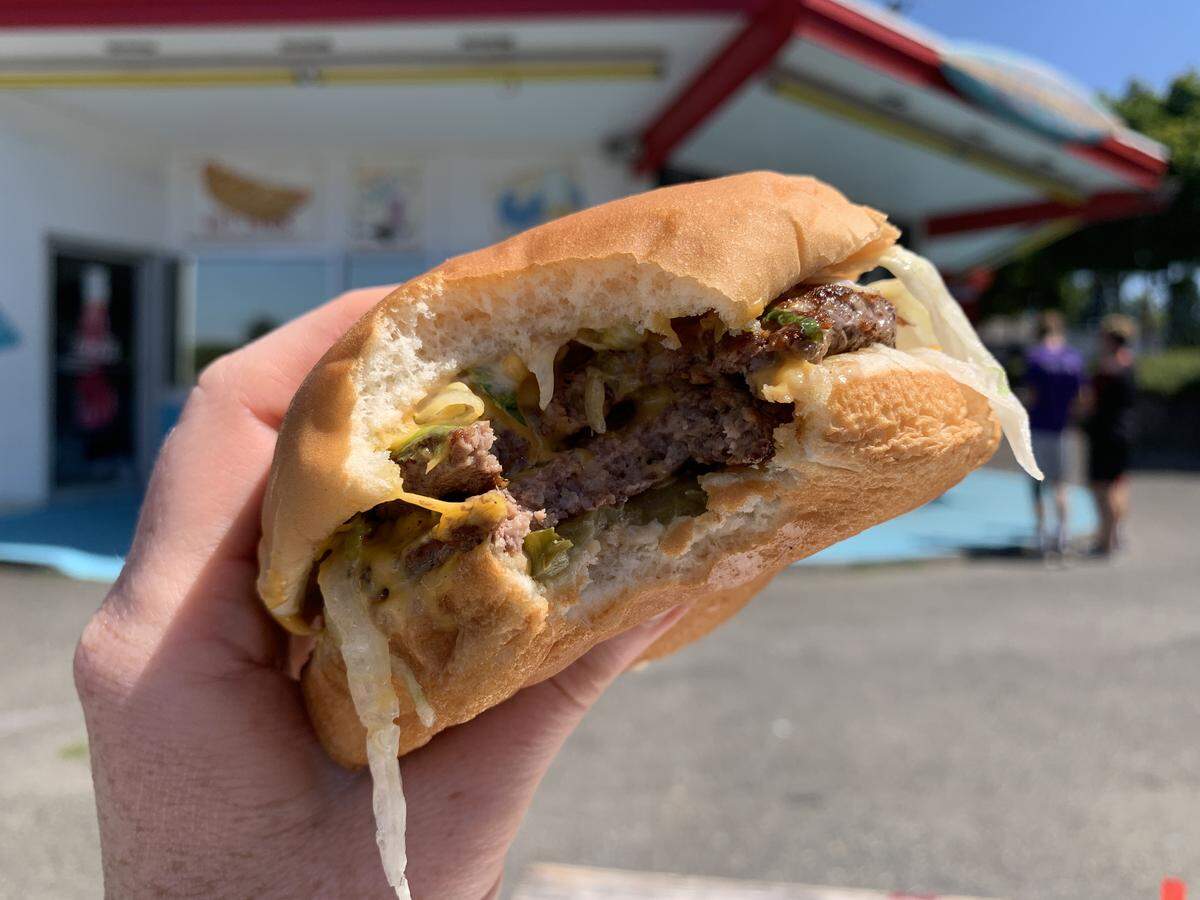 Lefty’s Burger Shack in University Place has won over and retained fans for consistent, affordable, classic burgers served from an octagonal shack with a surfer-dude theme.