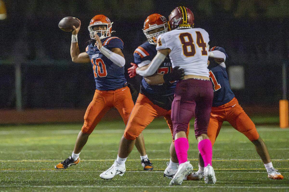Lakes quarterback Jadis Lefono (10) prepares to throw the ball during a game against Capital on Friday, Oct. 24, 2025, in Lakewood, Wash.