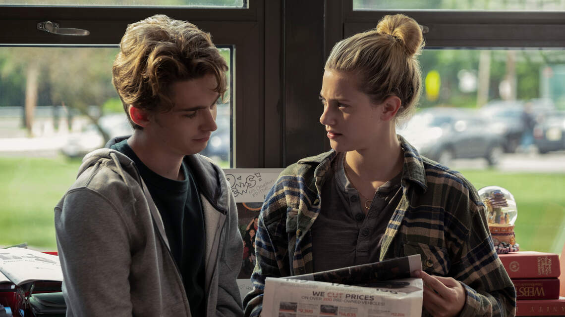 A cliche-filled romance, ‘Chemical Hearts’ is a contrived look at first love
