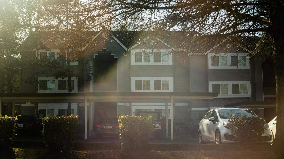 State sues Tacoma apartment complex accused of defying coronavirus eviction orders