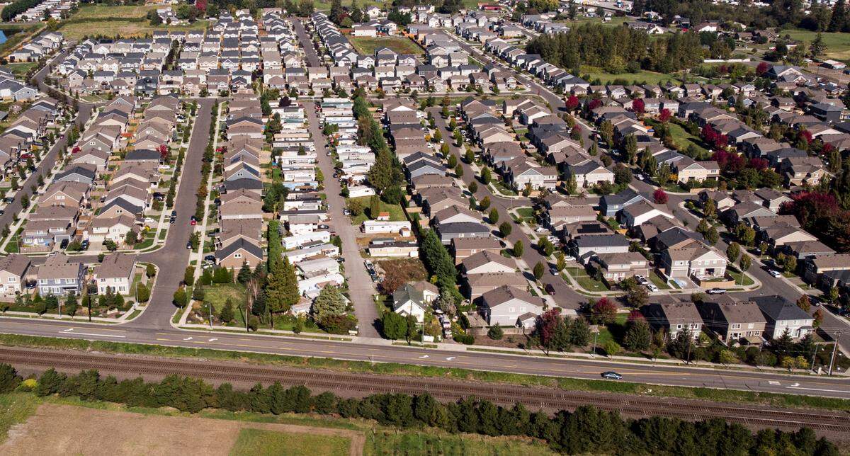 Trains using the tracks directly across from the Stewart Crossing neighborhood frequently shake homes and disturb the neighborhood by sounding their horns. Photographed on Monday, Oct. 7, 2024 in Puyallup.