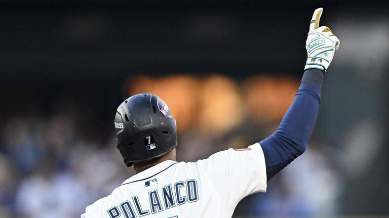 Mariners Tie ALDS Series, 1-1, Off a Two-Homer Game from Polanco