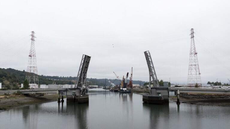 What is it like to be a drawbridge tender in Tacoma? Here’s an inside look