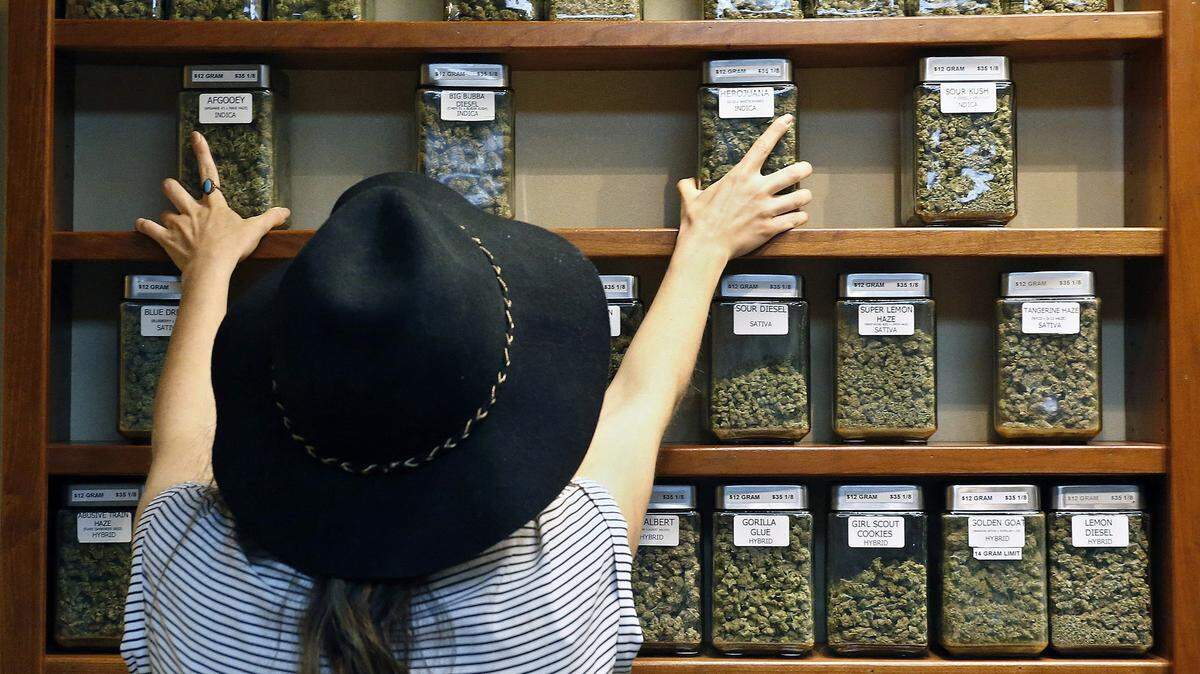 A new report shows that the majority of American adults over age 21 are planning to use or gift marijuana on Valentine’s Day this year. Research indicates that people take marijuana to alter their romantic and sexual experiences. (AP Photo/Brennan Linsley, File)