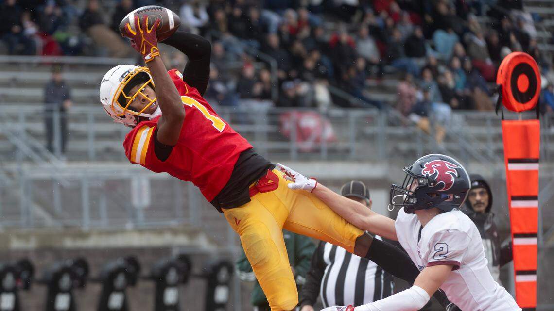 Rising stars: The South Sound’s top 2026 high school football recruits this fall