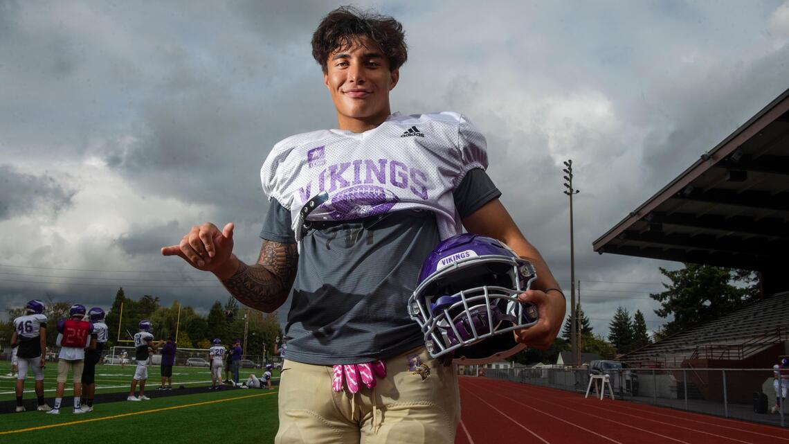 When Puyallup linebacker Uluilakepa flips the switch, watch out