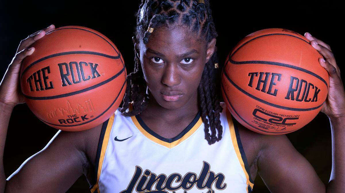 Lincoln freshman Oliviyah Edwards is one of the nation’s top basketball recruits. She is shown before basketball practice at Lincoln High School in Tacoma, Washington, on Thursday, Feb. 23, 2023.