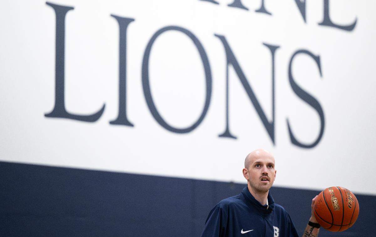 Bellarmine Prep head coach Bobby Moorehead watches as his team runs drills during practice at Bellarmine Preparatory School, on Monday, March 3, 2025, in Tacoma, Wash.