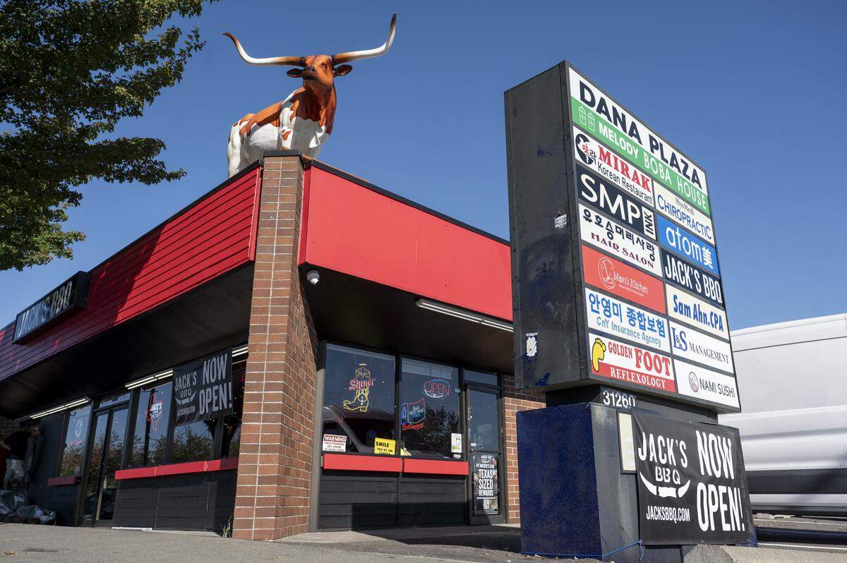 A new Jack’s BBQ is pictured at 31254 Pacific Highway S. in Federal Way on Tuesday, Oct. 7, 2025.