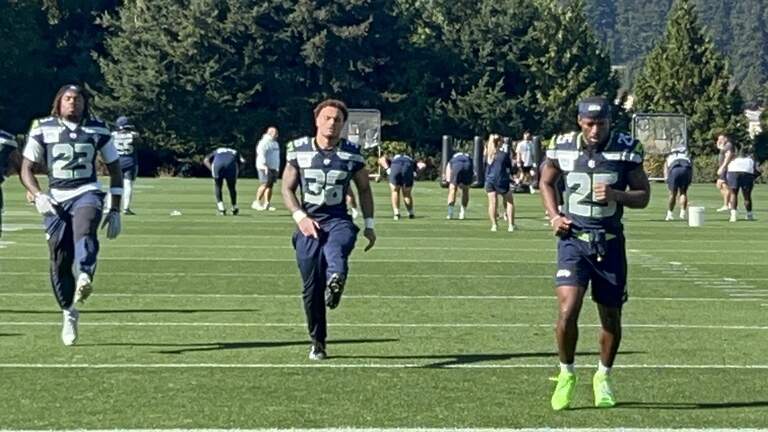 Dontae McMillan’s road from West Seattle to Seahawks far longer than across town