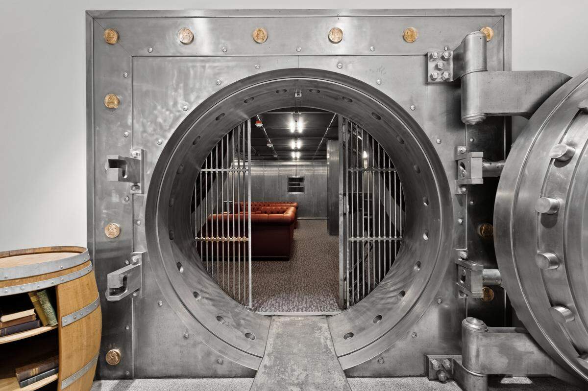 The Astor makes use of the site’s refurbished bank vault as a resident cocktail lounge.