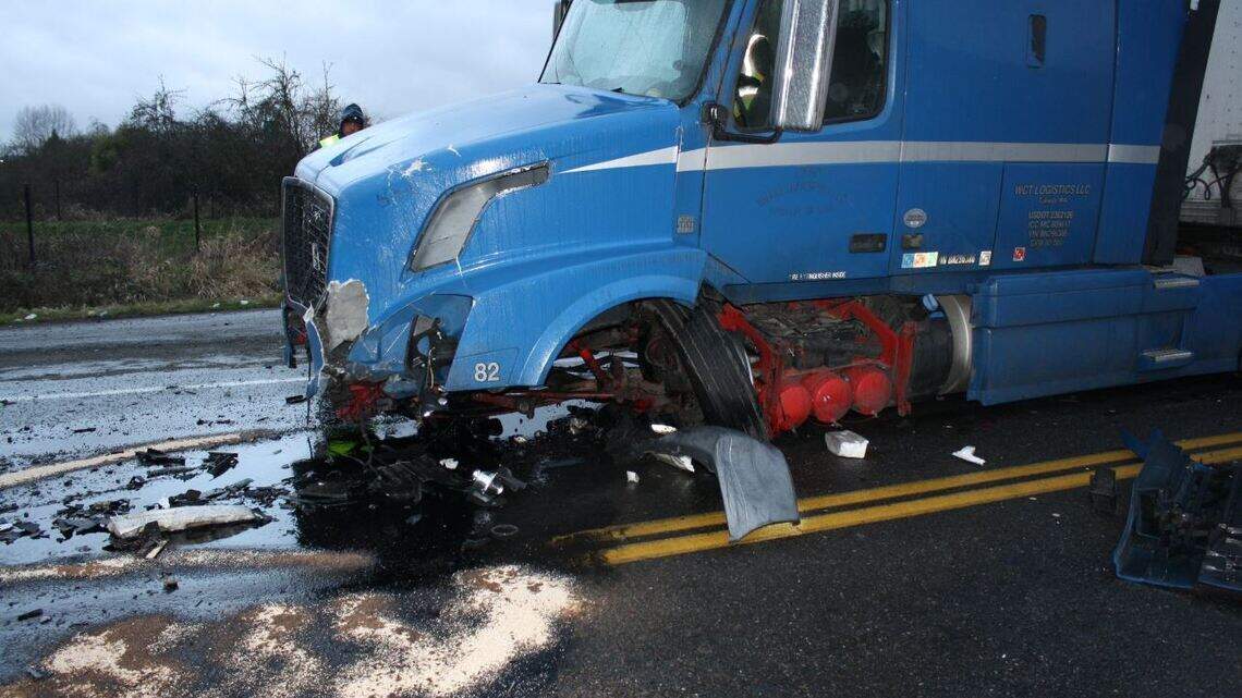 Man killed in crash with semitruck in Fife is identified | Tacoma News ...