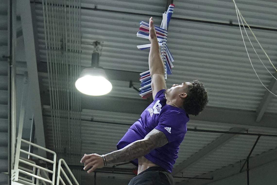 Washington cornerback Trent McDuffie takes part in the vertical jump drill during Washington’s NFL football Pro Day, Tuesday, March 29, 2022, in Seattle. (AP Photo/Ted S. Warren)