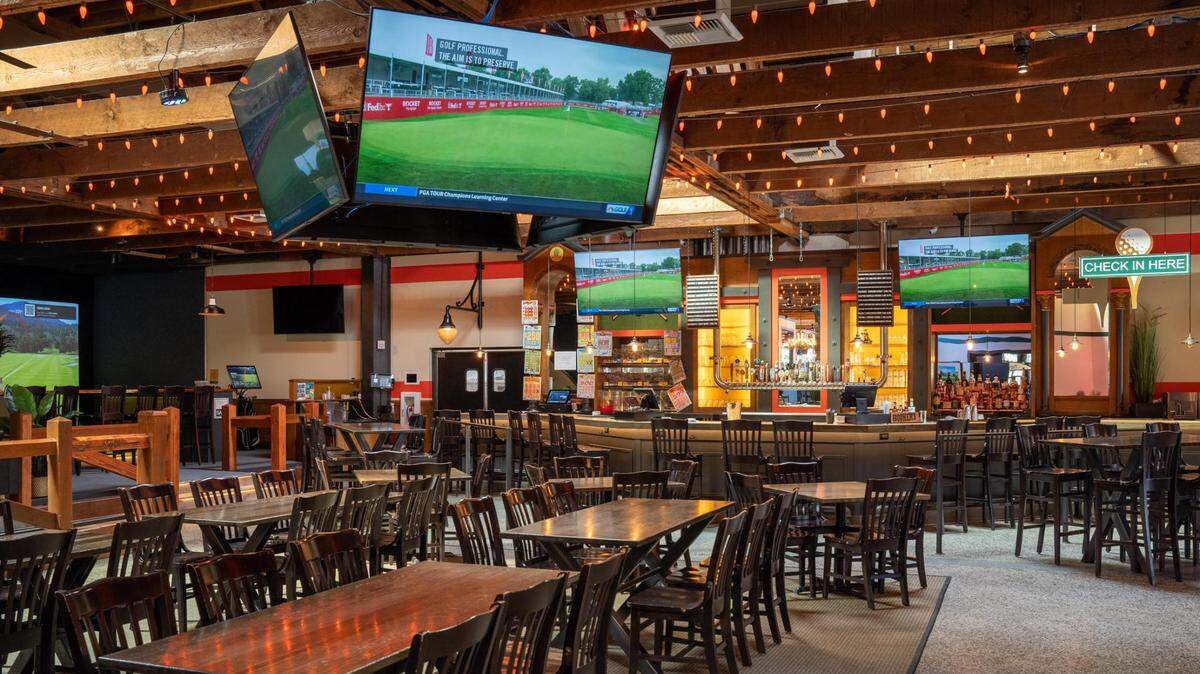 Stadium Golf, in the same restaurant space originally opened as Rhein Haus in 2017, has closed permanently in Tacoma’s Stadium District.