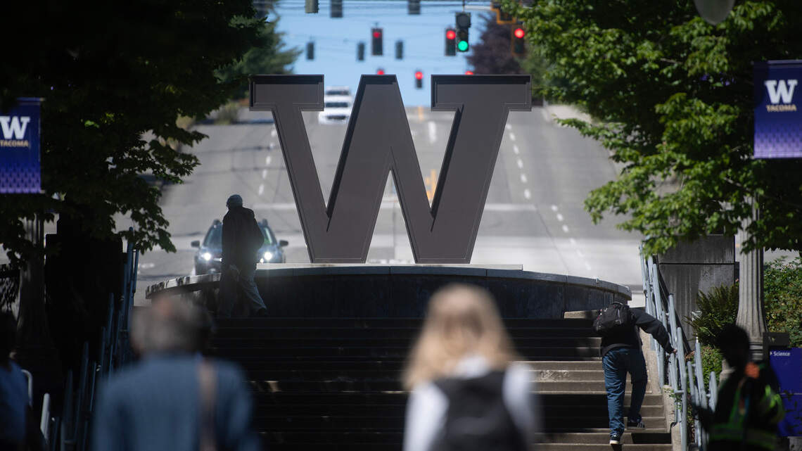 2 recent UW Tacoma grads among international students seeing visas revoked