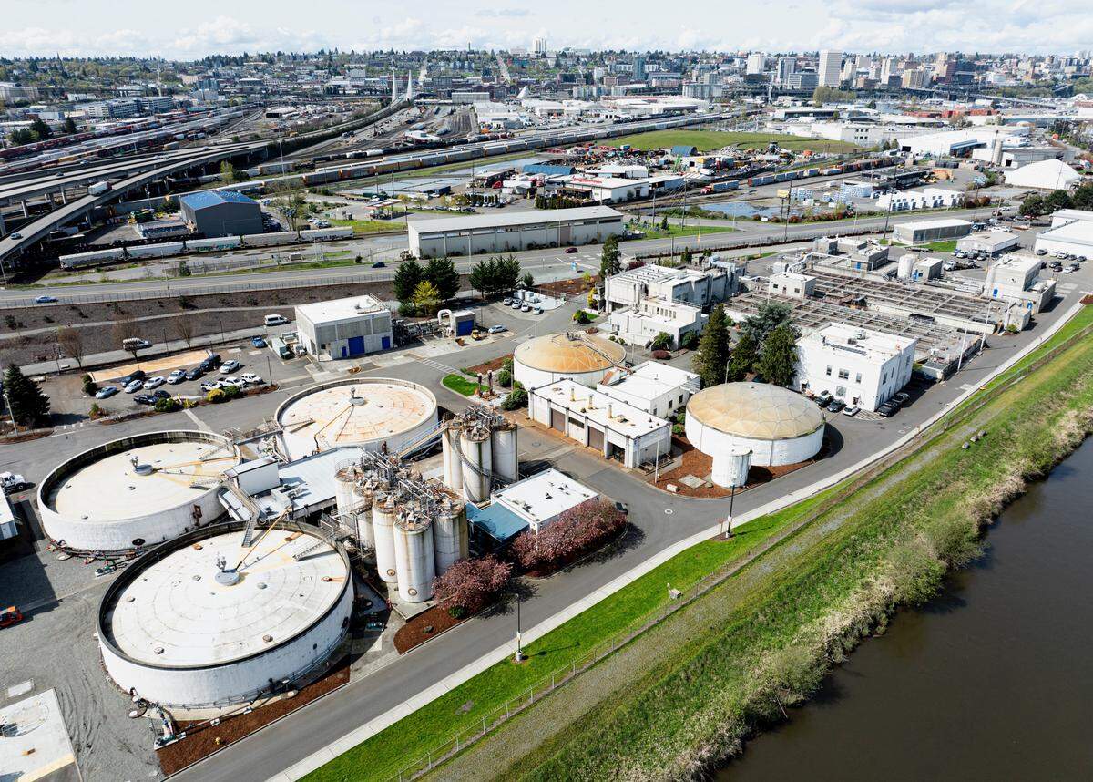 Tacoma’s Central Wastewater Plant uses “high-purity oxygen and ‘good’ bacteria to remove organics from wastewater,” according to the city. During big storms it can process more than 130 million gallons of wastewater per day.