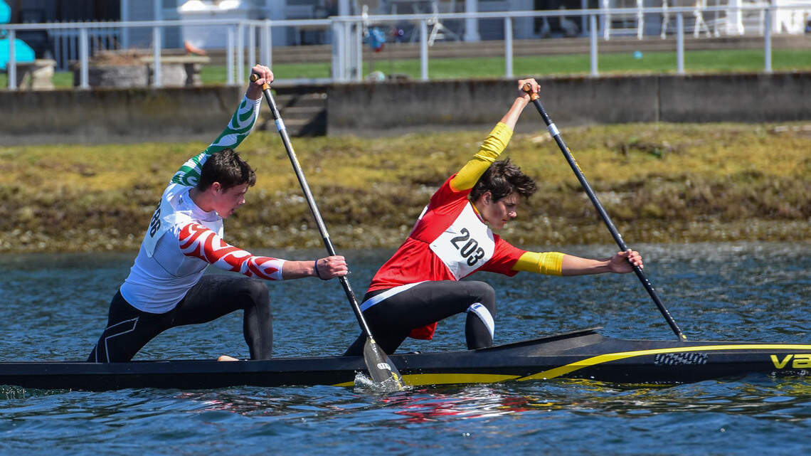 Gig Harbor’s kayak club paddles right through the pandemic